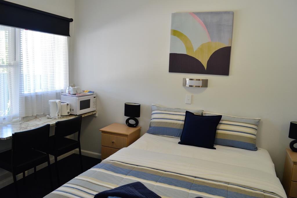 Wattle Grove Motel מריבורו מראה חיצוני תמונה